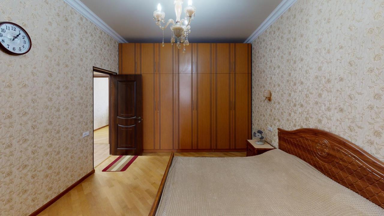 Yerevan City Center Apartment Bagian luar foto