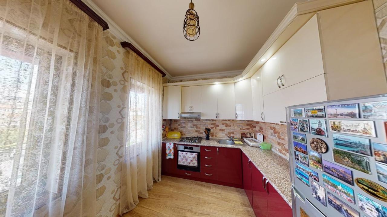 Yerevan City Center Apartment Bagian luar foto